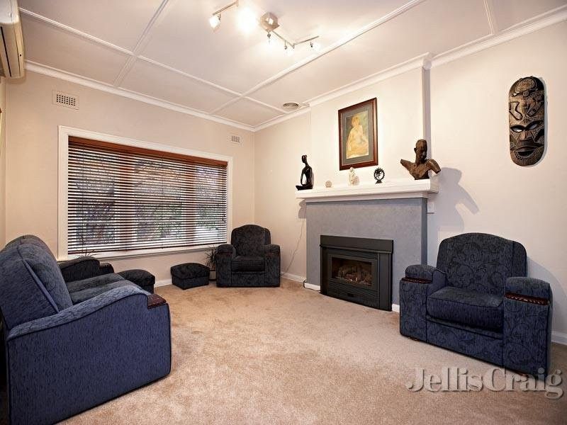 2/1 St Georges Grove, Parkville VIC 3052, Image 1