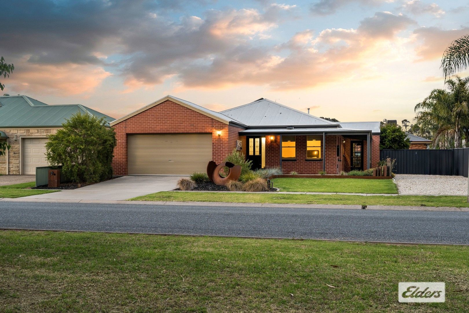 2 Emily Court, Howlong NSW 2643, Image 0