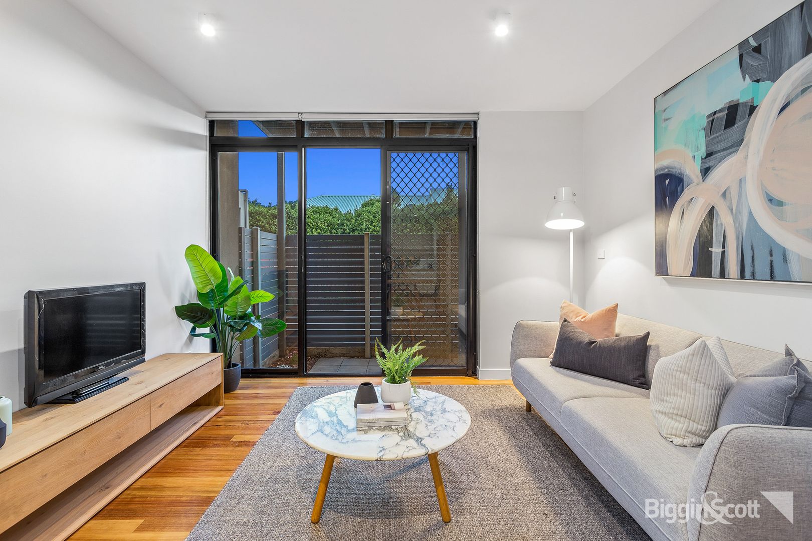 2/215 Francis Street, Yarraville VIC 3013, Image 2