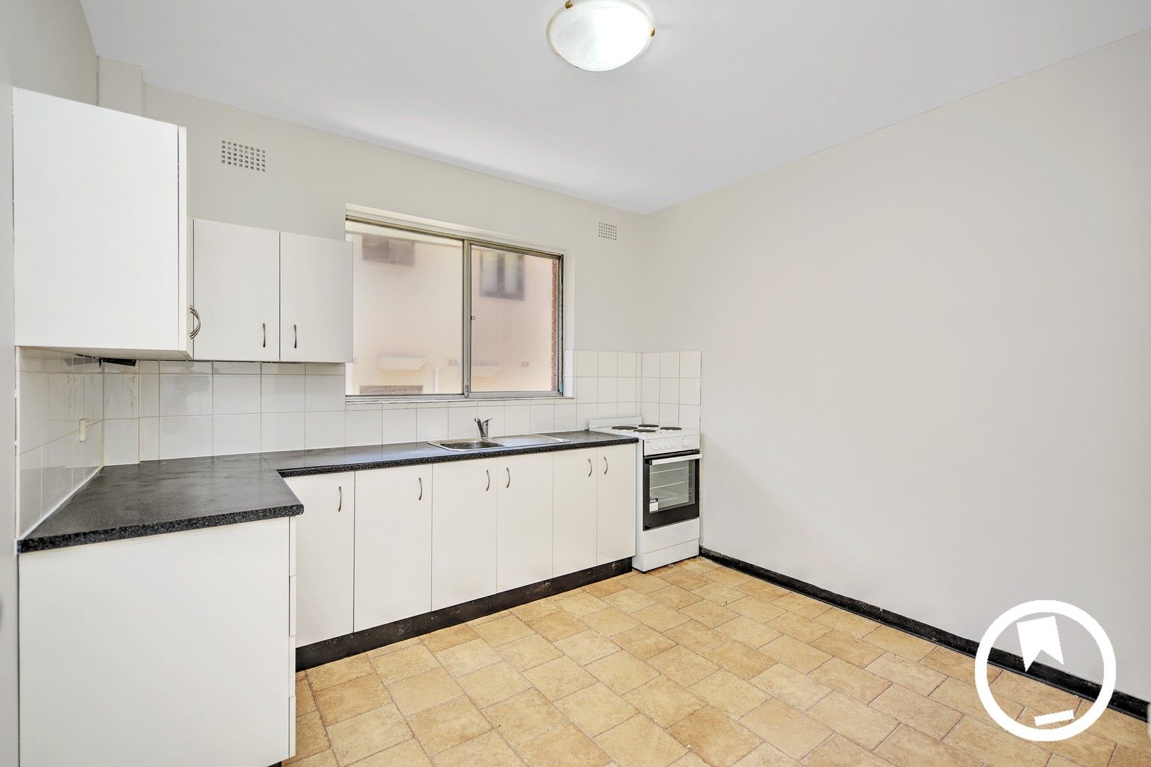 2 bedrooms Apartment / Unit / Flat in 2/18 Harrington Street ENMORE NSW, 2042
