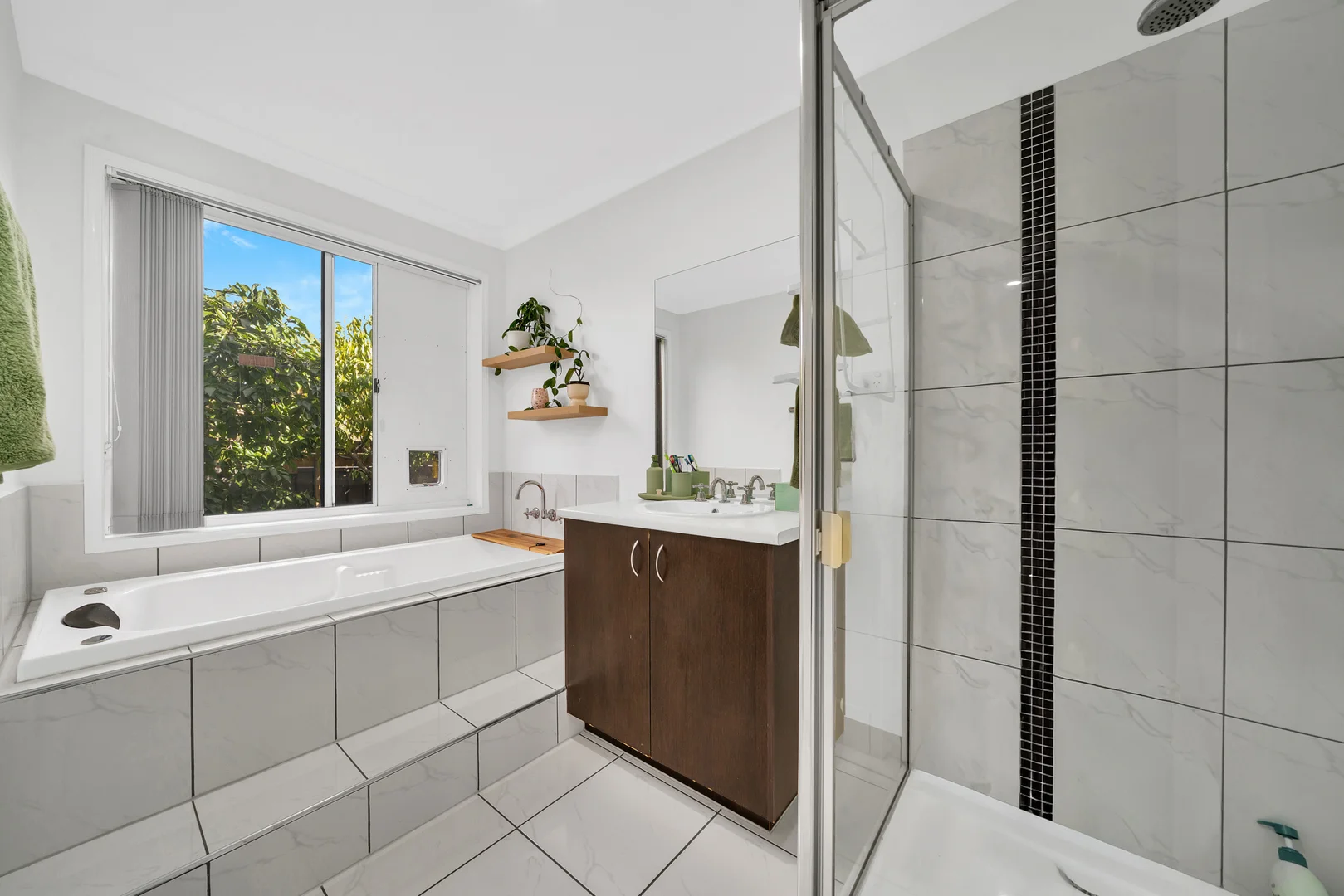 Additional image 21 of 107 Manor Lakes Boulevard, Manor Lakes VIC 3024