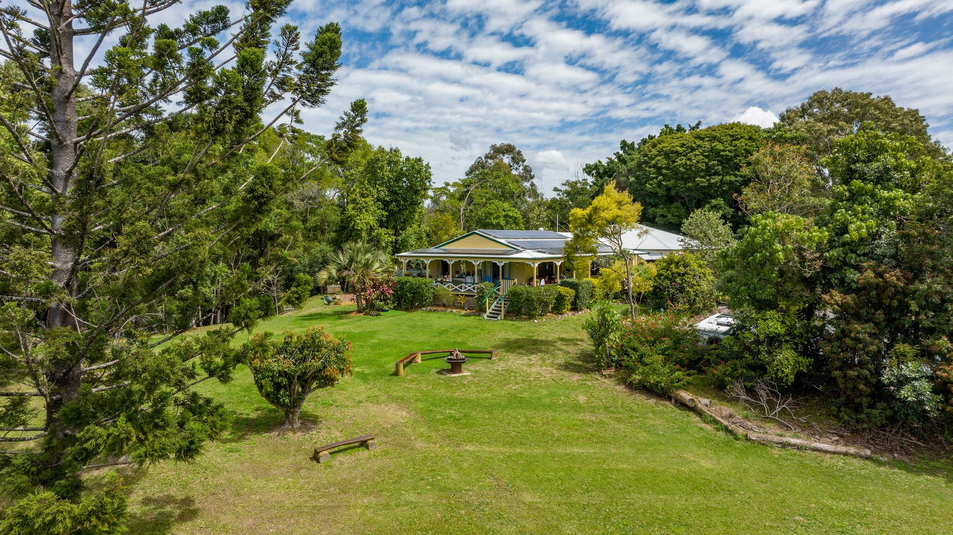 42 Cudgerie Drive, Black Mountain QLD 4563