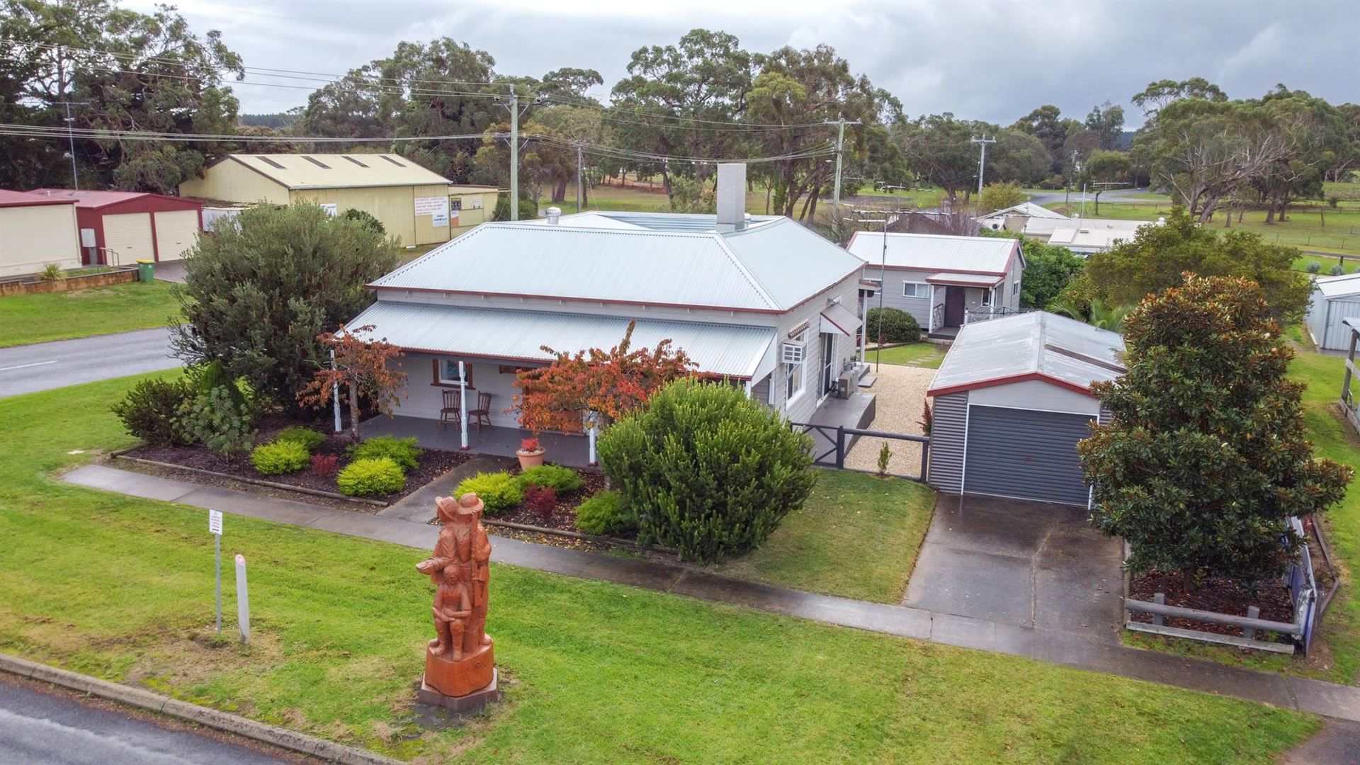 69 Greenham Street, Dartmoor VIC 3304, Image 1