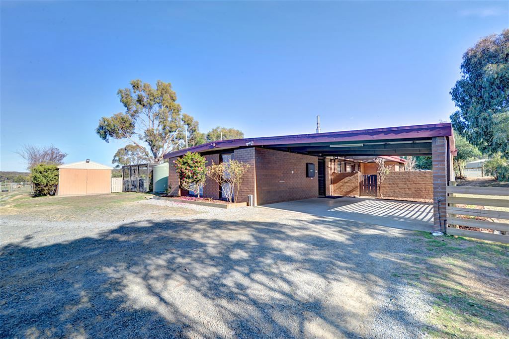 9 Kennedys Road, Smythes Creek VIC 3351