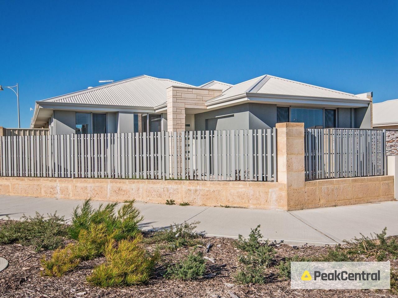 3 bedrooms House in 85 Kingscliff Drive GOLDEN BAY WA, 6174