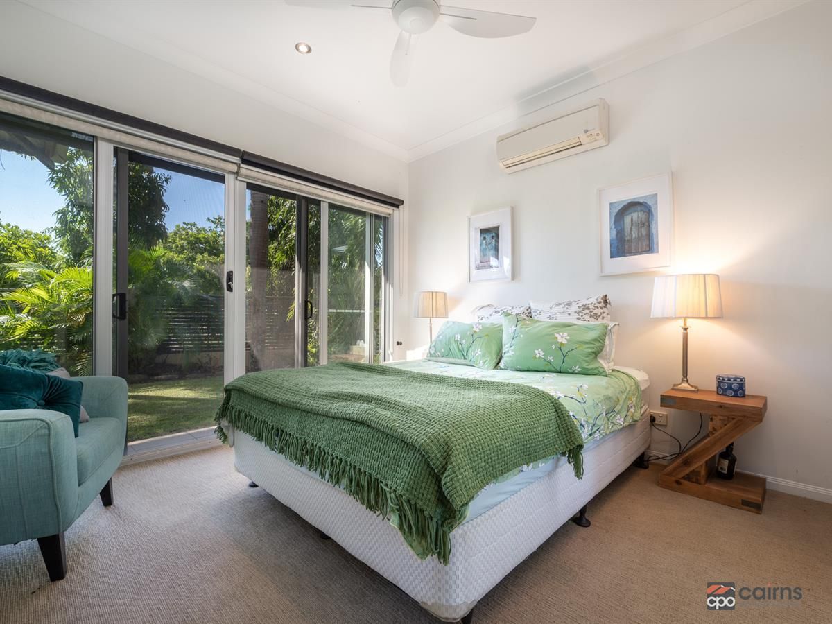 1/110 Harbour Drive, Trinity Park QLD 4879, Image 2