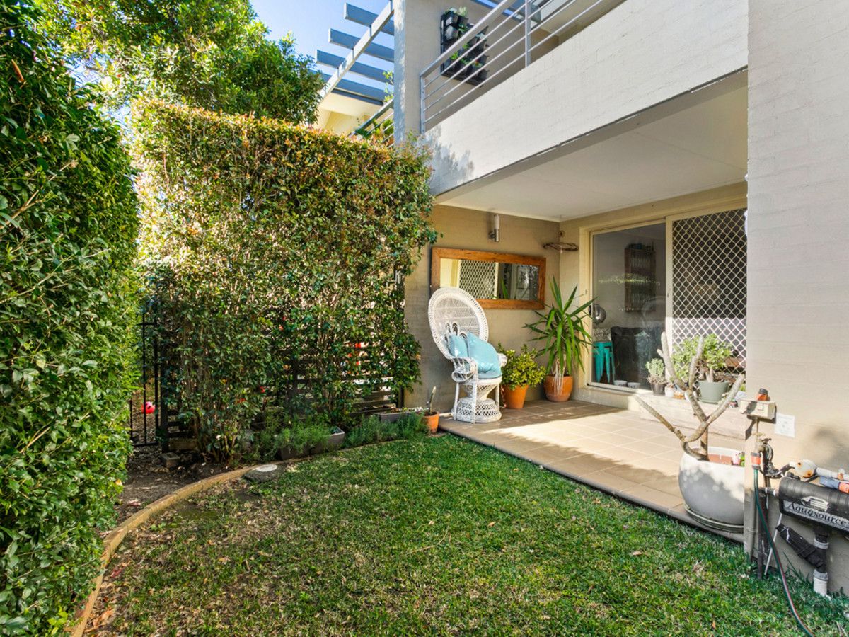 2 bedrooms Apartment / Unit / Flat in 8/4-6 Fantail Avenue WARRIEWOOD NSW, 2102