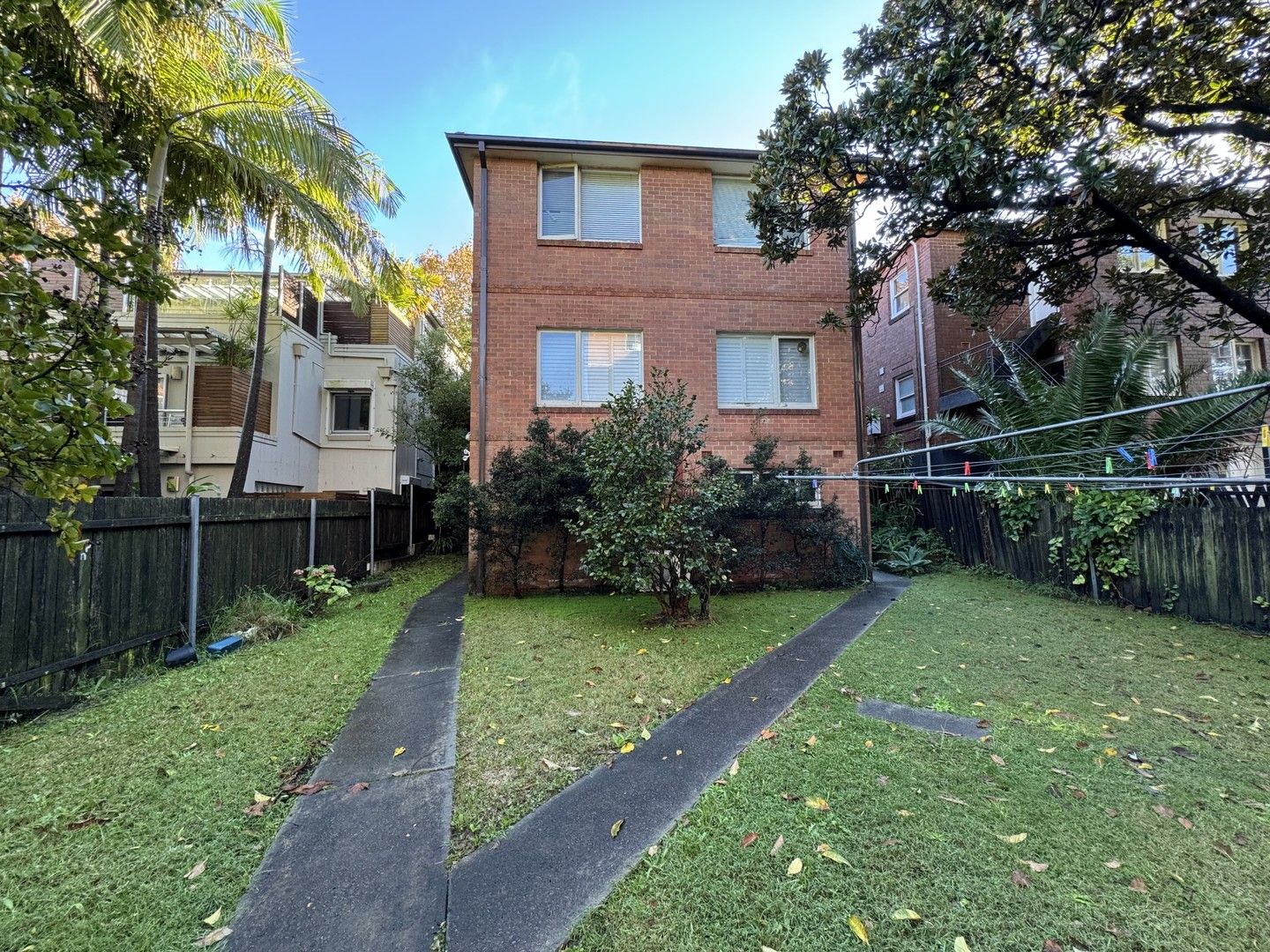 2 bedrooms Apartment / Unit / Flat in 1/195 Falcon Street NEUTRAL BAY NSW, 2089