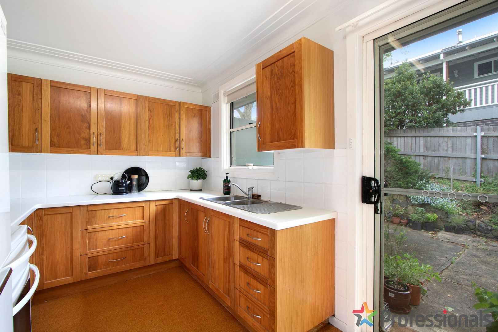 214 Marsh Street, Armidale NSW 2350, Image 1