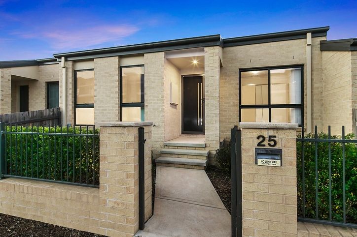 25 David Miller Crescent, CASEY ACT 2913, Image 0