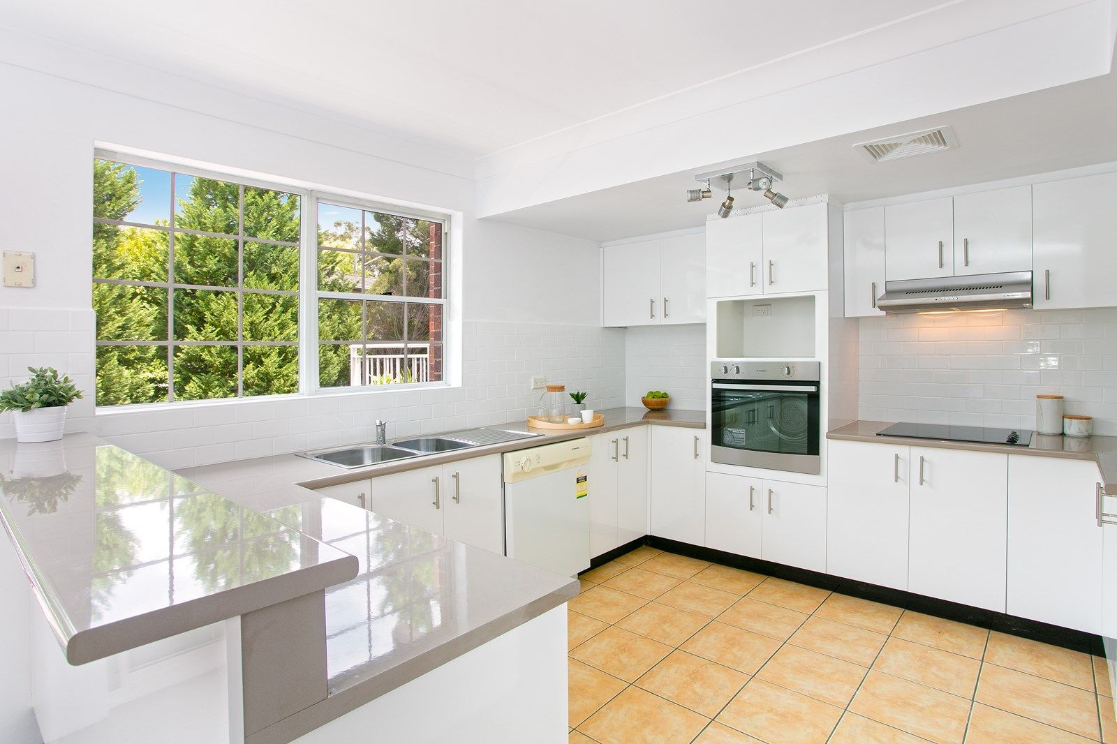 4/2 Mildred Avenue, Hornsby NSW 2077, Image 1