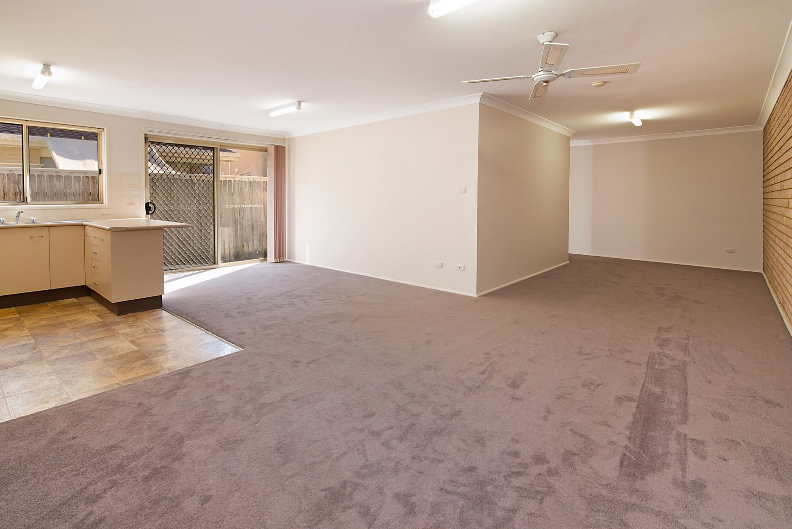 1/12 Richmond Close, Bateau Bay NSW 2261, Image 1