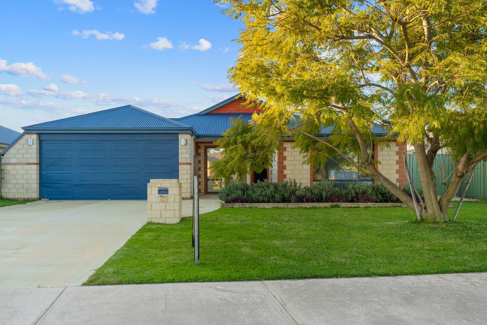 4 bedrooms House in 31 Jolly Rambler Blvd RAVENSWOOD WA, 6208