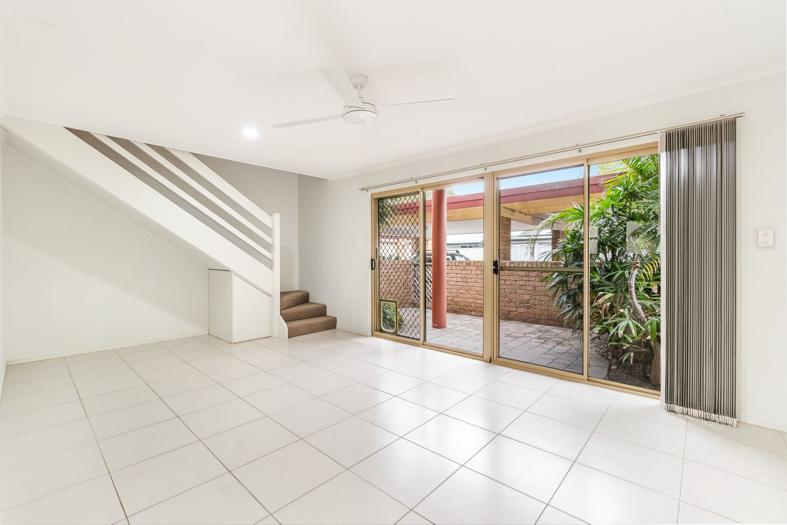 4/16 Beach Street, Yamba NSW 2464, Image 2