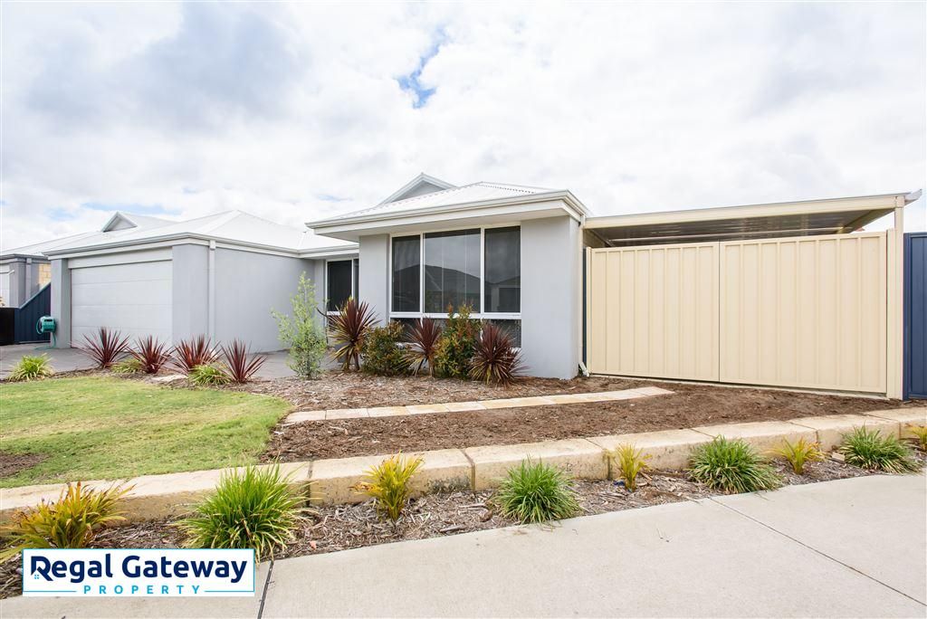 4 bedrooms House in 2 Lagoon Pass BALDIVIS WA, 6171