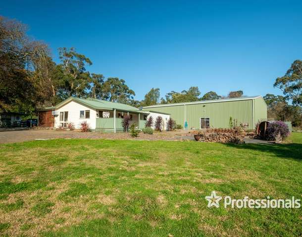 2919 Warburton Highway, Wesburn VIC 3799