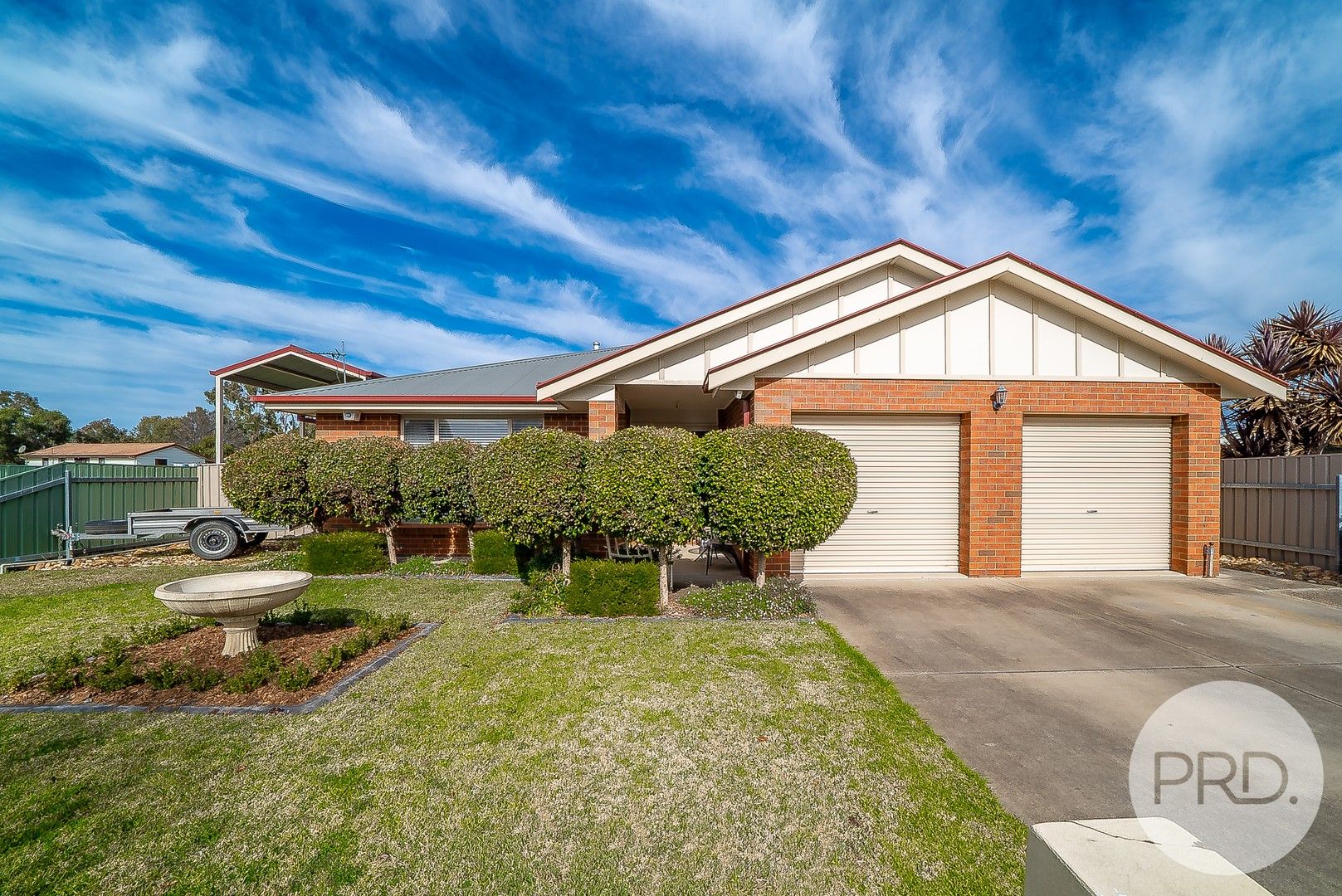 4 bedrooms House in 66 Jack Avenue MOUNT AUSTIN NSW, 2650