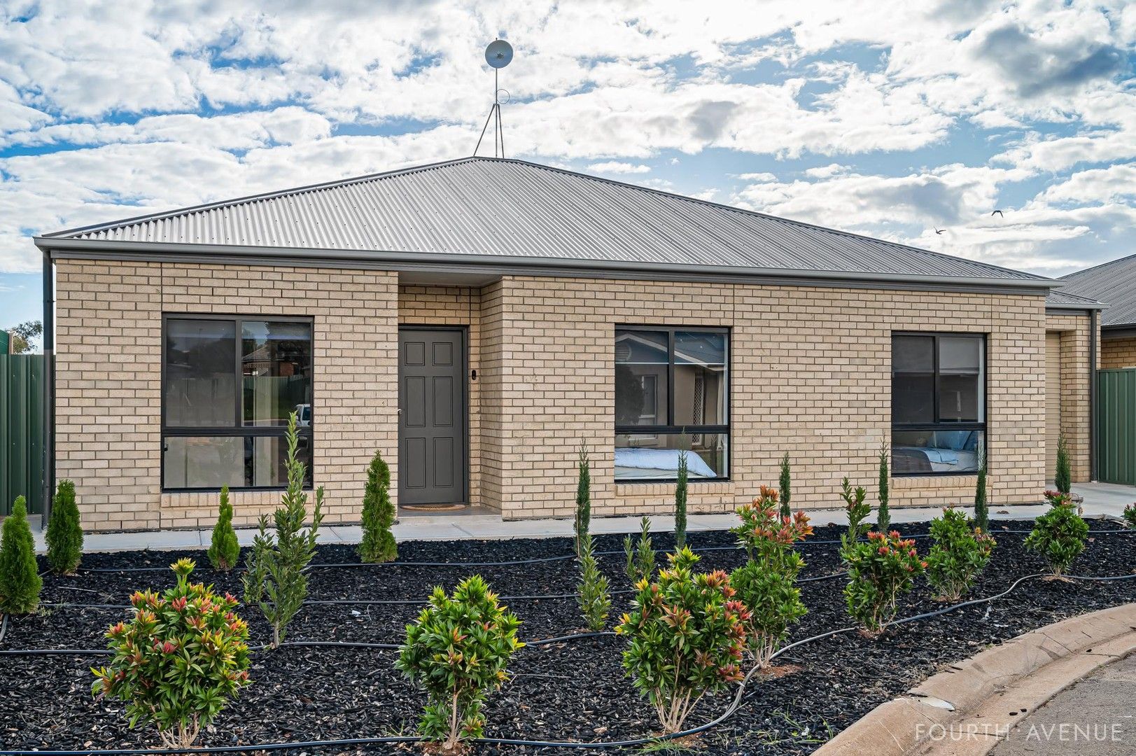 33 Dover Place, Elizabeth Park SA 5113 Domain