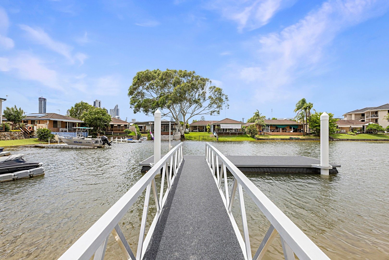 3 bedrooms House in 2/109 Bundall Road SURFERS PARADISE QLD, 4217