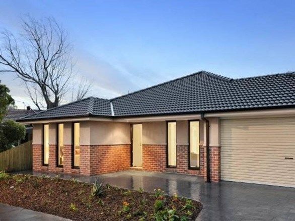 Picture of 4 Wimpole Crescent, BELLFIELD VIC 3381