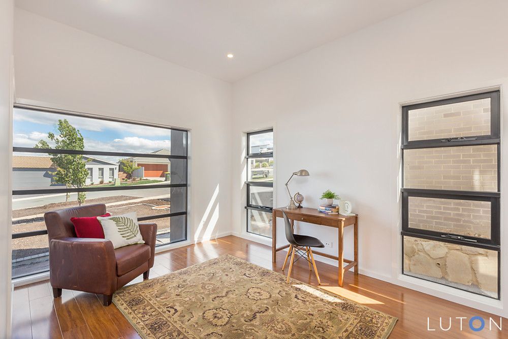 57 Cooley Crescent, Casey ACT 2913, Image 2