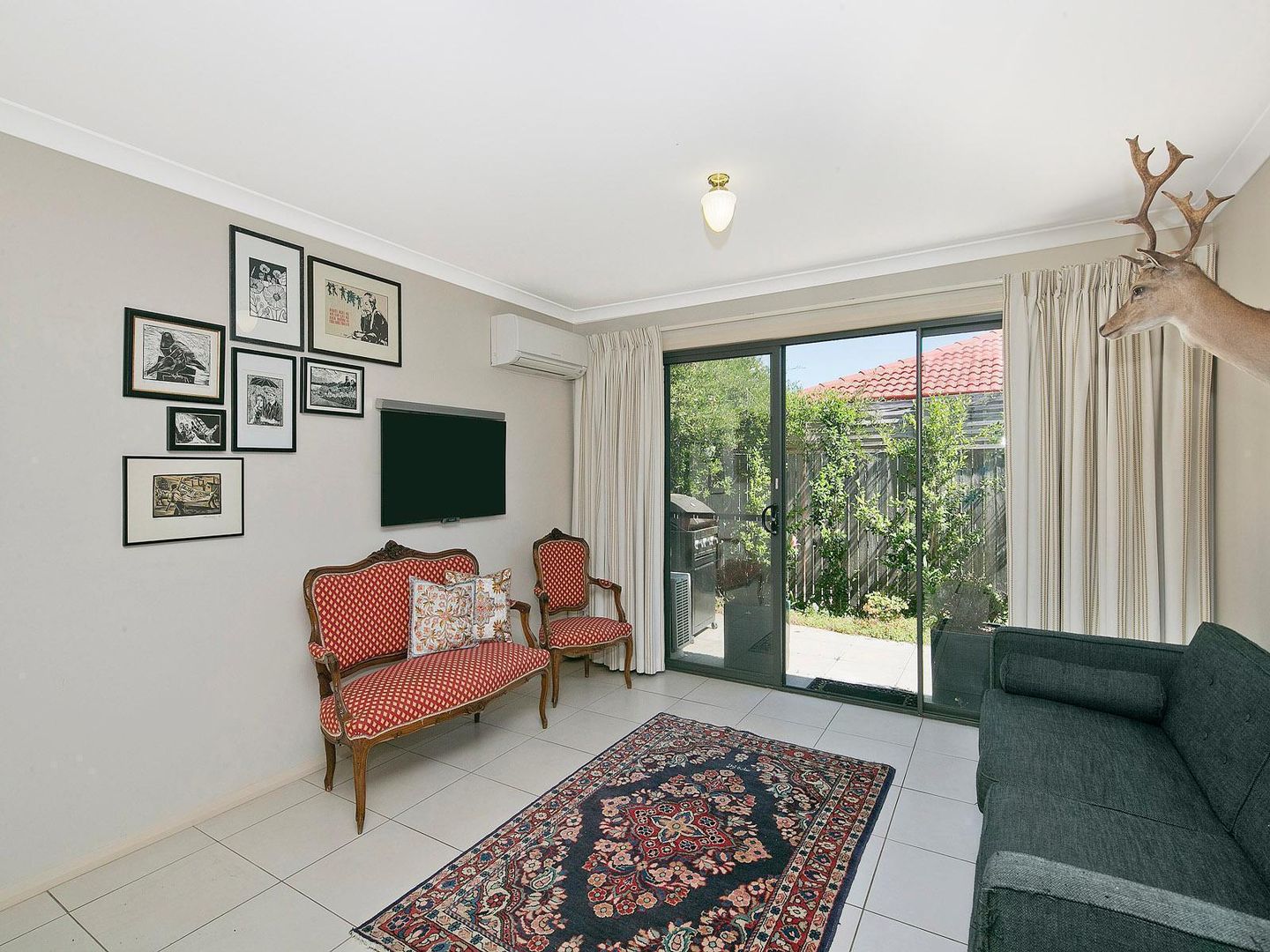 12 Whitmore Crescent, Watson ACT 2602, Image 2