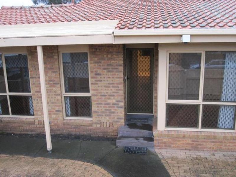 2 bedrooms Villa in 1/119 Rennie Street COBURG VIC, 3058