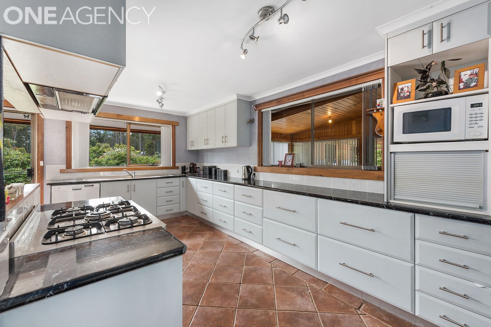 1044 Claude Road, Claude Road TAS 7306, Image 2