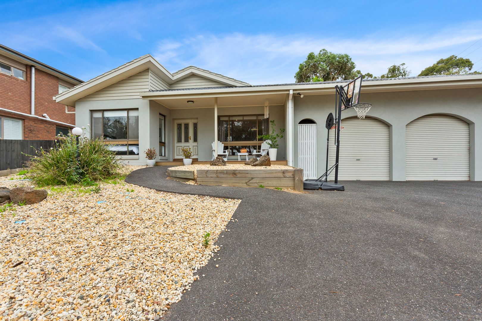 143 Wooralla Drive, Mount Eliza Property History & Address Research