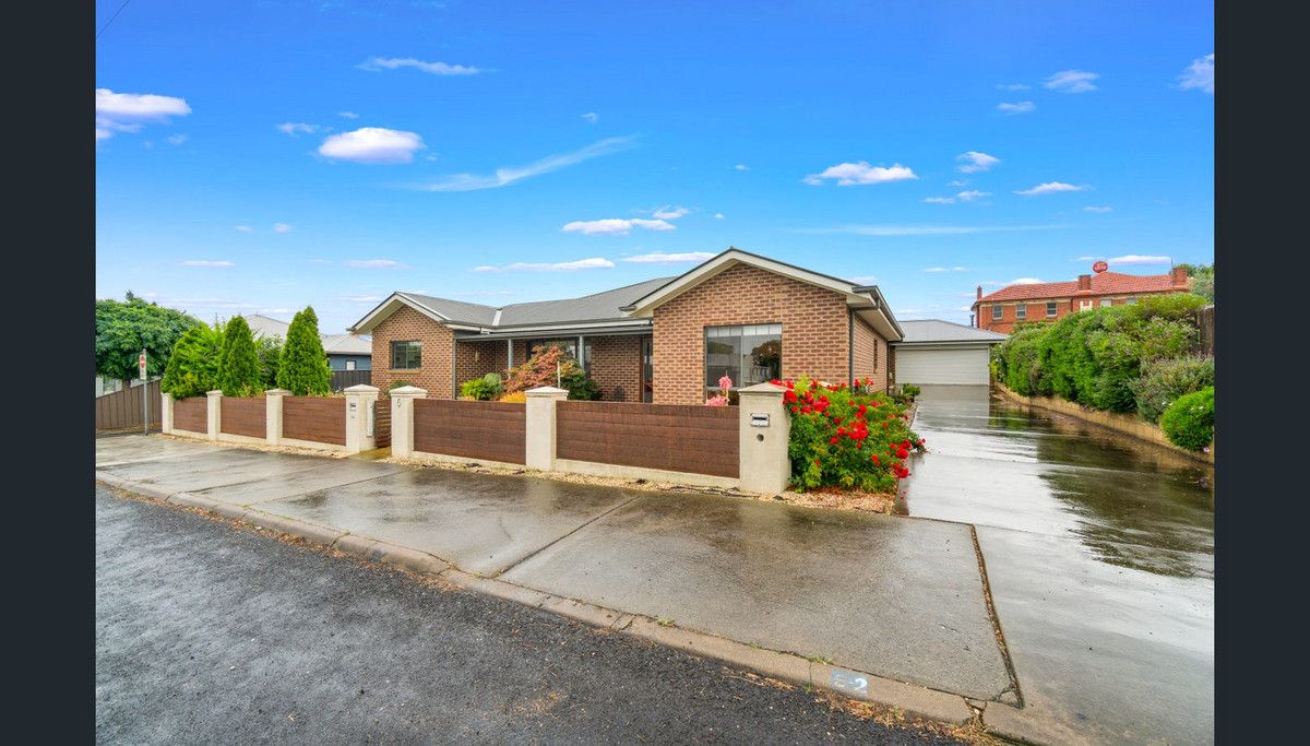 3 bedrooms Townhouse in 1/5 McFarlane Street HEYFIELD VIC, 3858