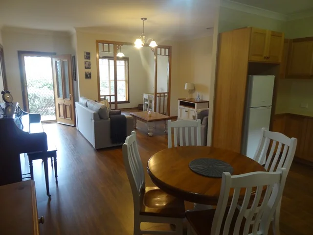 Additional image 8 of 6/80 Rocket Street, Bathurst NSW 2795