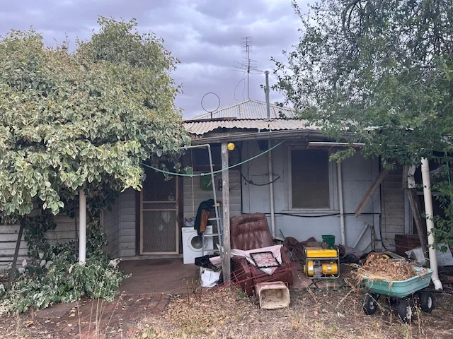 Image 25