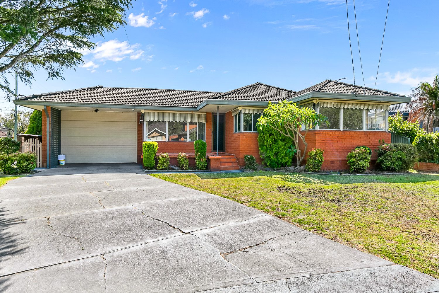 3 bedrooms House in 1 Ash Street GEORGES HALL NSW, 2198