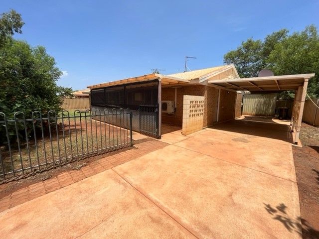 4 bedrooms House in 51 Masters Way SOUTH HEDLAND WA, 6722