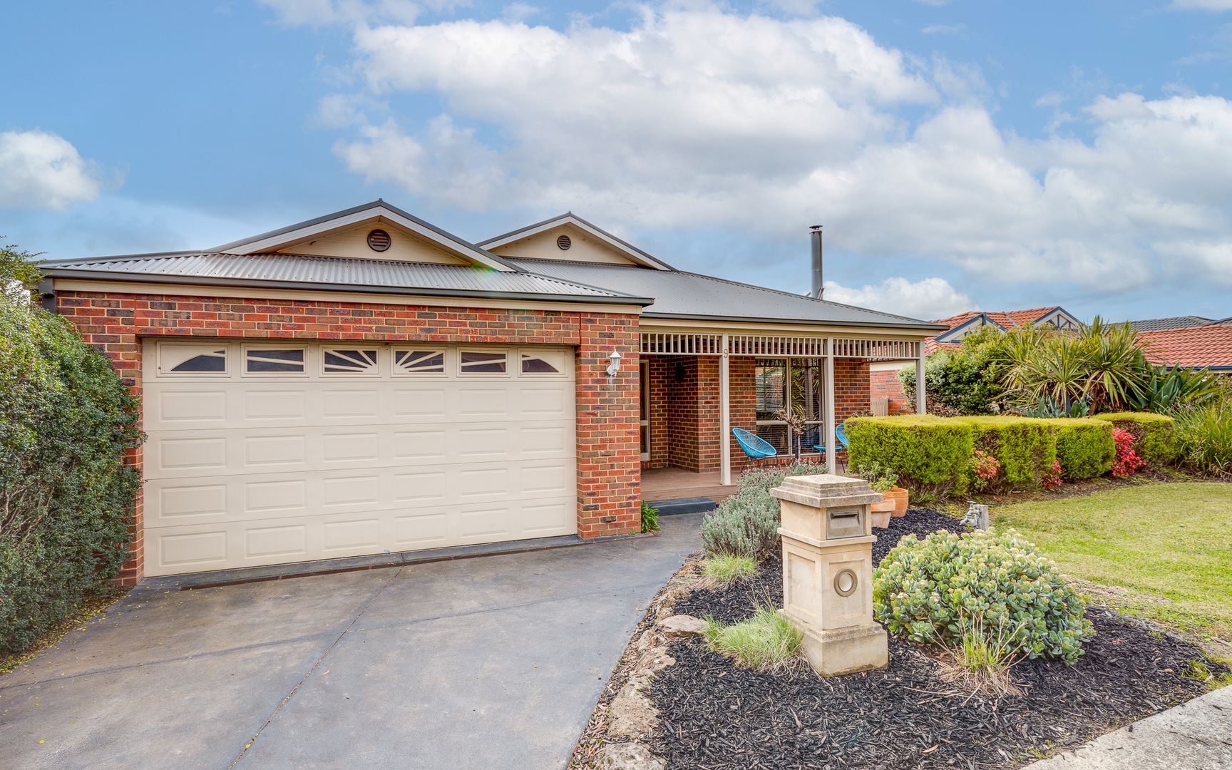 9 Pacific Drive, Mooroolbark VIC 3138