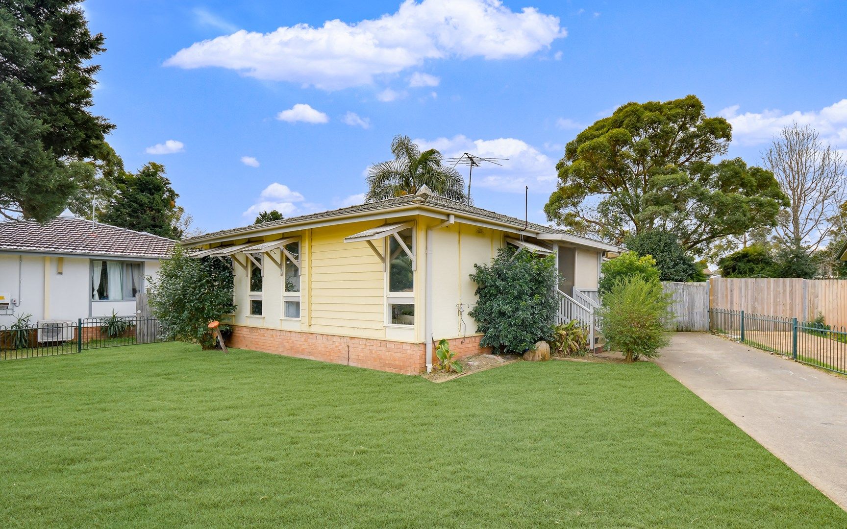 8 Moonbria Place, Airds NSW 2560, Image 0