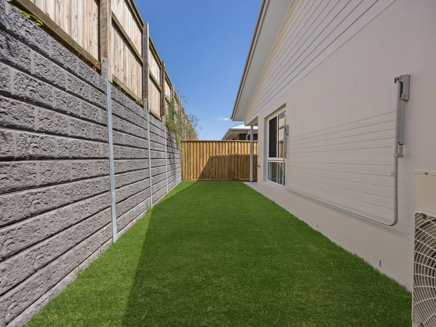 Additional image 14 of 15 Helios St, White Rock QLD 4306