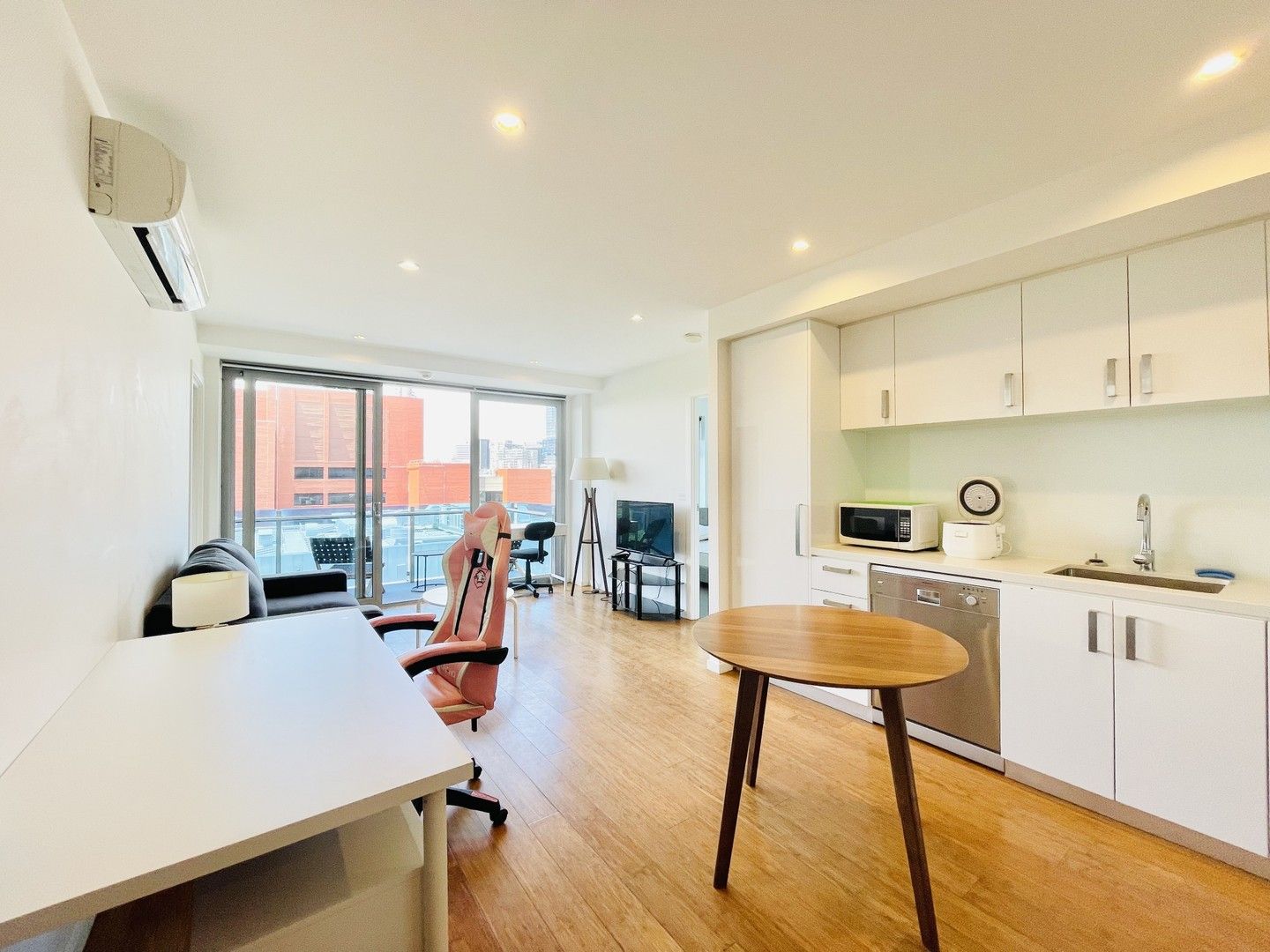 1 bedrooms Apartment / Unit / Flat in 601/77 Cardigan Street CARLTON VIC, 3053