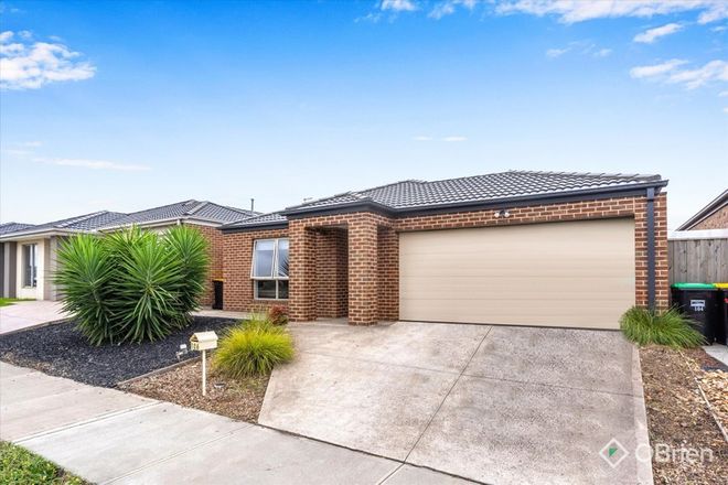 Picture of 106 Claret Ash Boulevard, HARKNESS VIC 3337