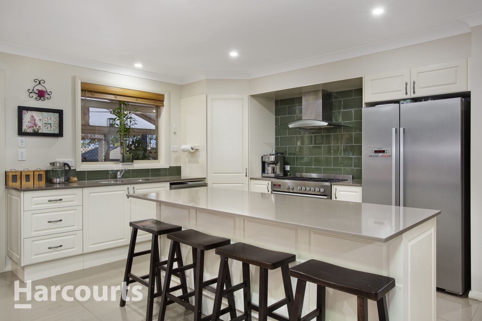 10 Young Avenue, Camden Park NSW 2570, Image 1