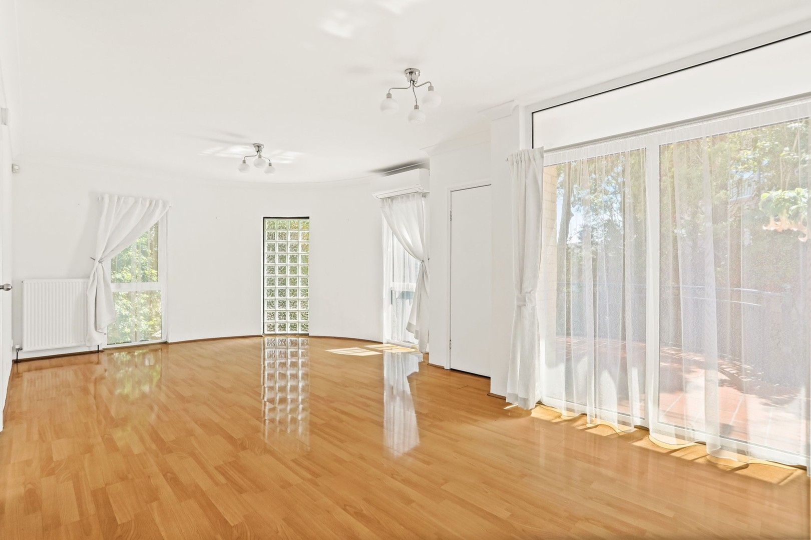 3 bedrooms Apartment / Unit / Flat in 5/33 Battery Street CLOVELLY NSW, 2031