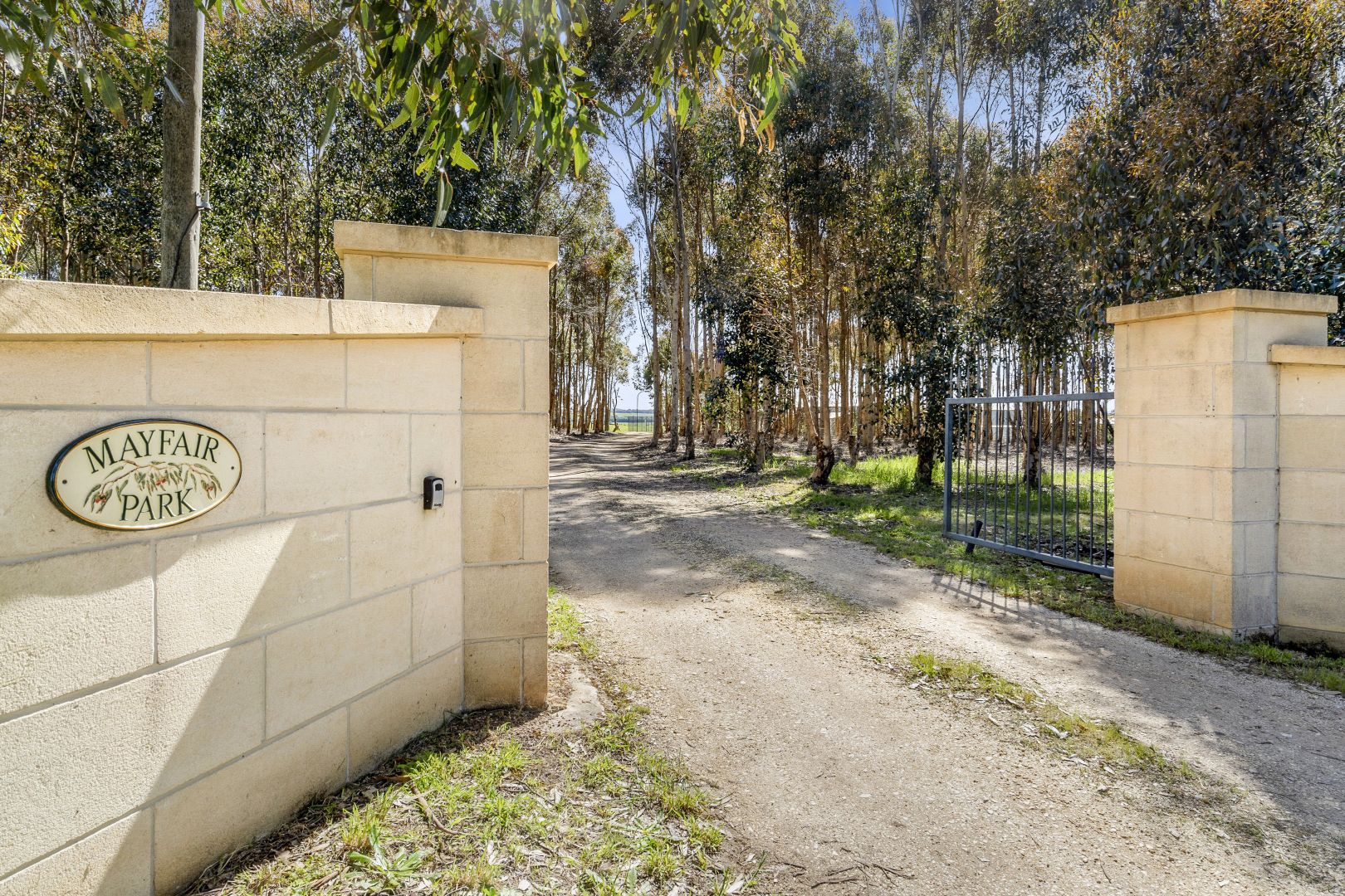 1280 Blackgate Road, Freshwater Creek Property History & Address