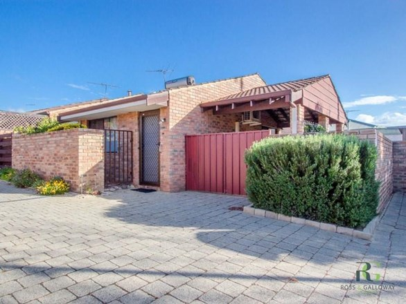 1/9-11 Luffingham Street, Melville WA 6156