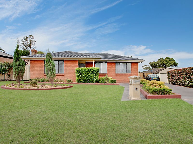 8 McIntosh Street, THE OAKS NSW 2570, Image 0