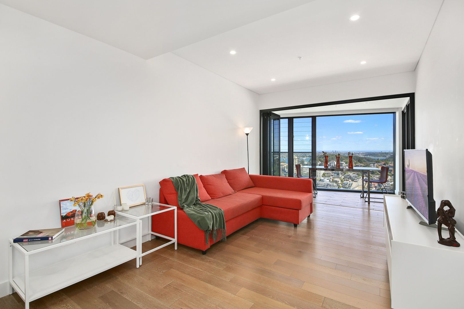 1506/80 Alfred Street, Milsons Point NSW 2061, Image 2