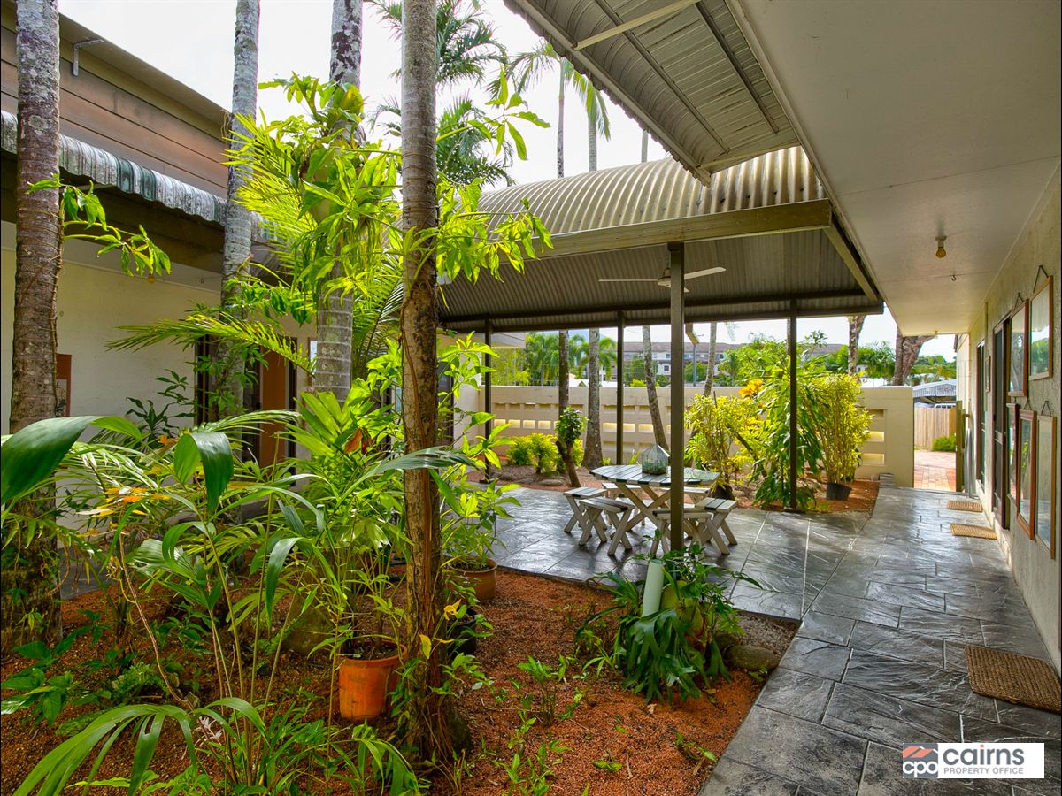 2 Michaelmas Close, Clifton Beach QLD 4879, Image 2