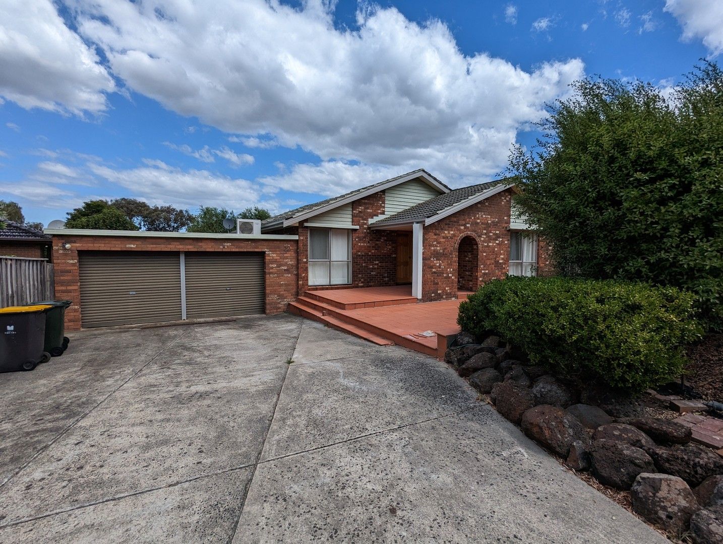 4 bedrooms House in 22 Gainsborough Avenue WHEELERS HILL VIC, 3150
