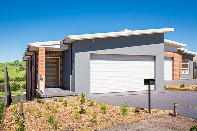 Picture of 11 Grace Place, FLINDERS NSW 2529