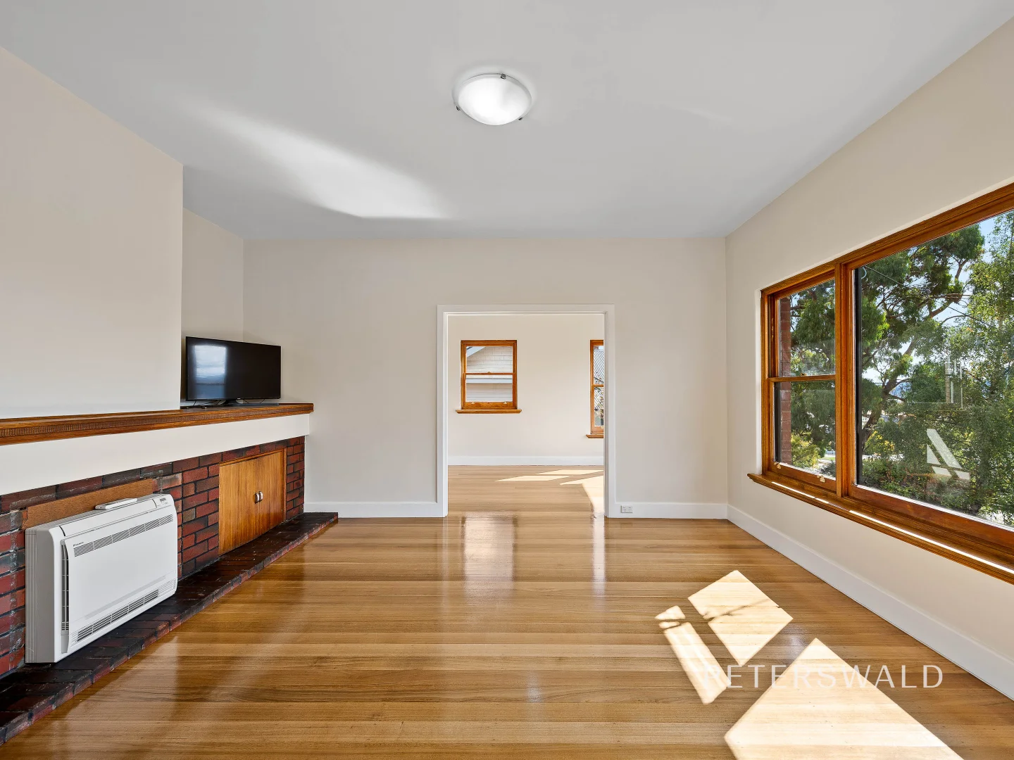 Additional image 6 of 8 Montagu Street, Mount Stuart TAS 7000