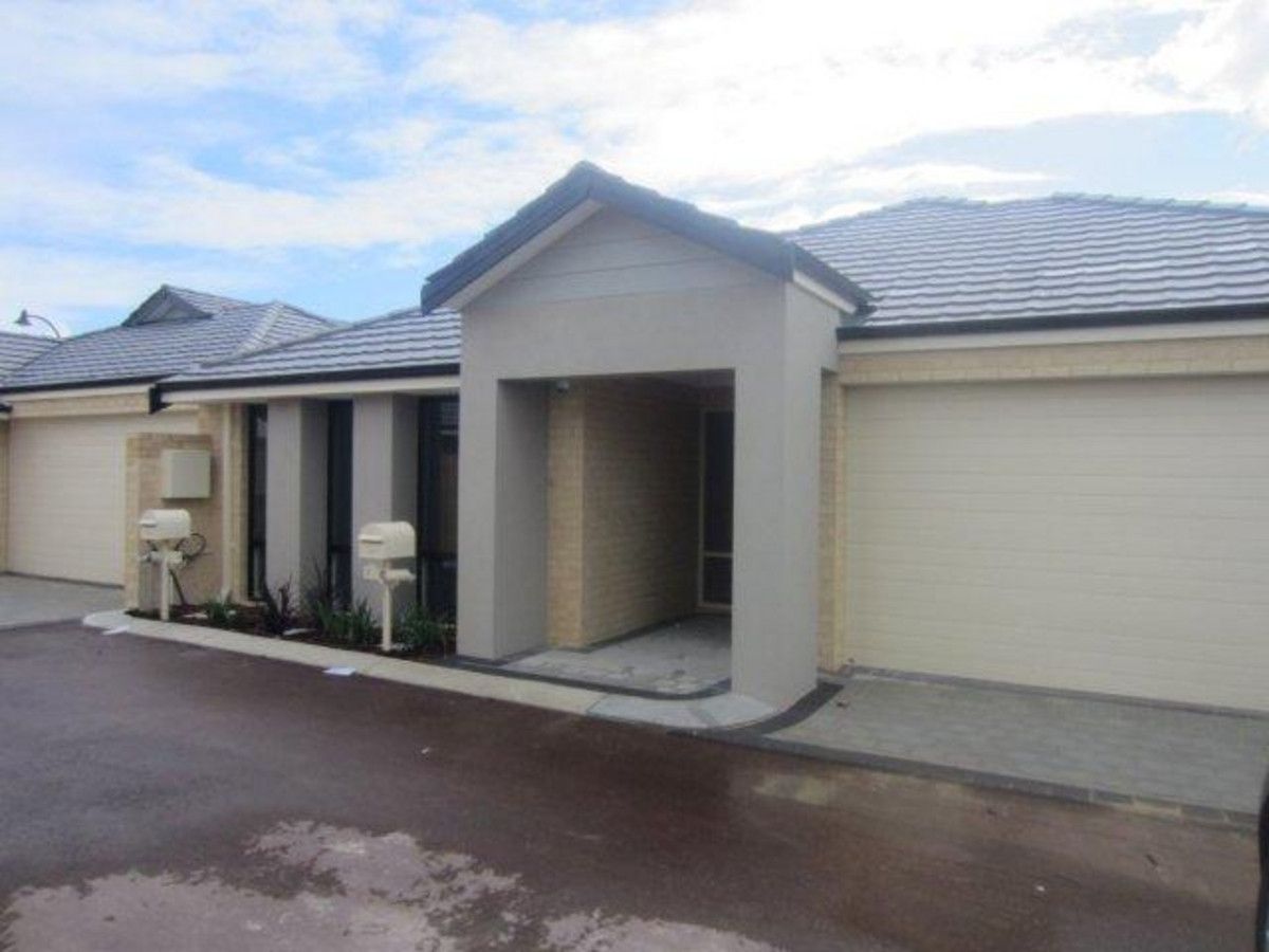 3 bedrooms House in 22 Musselbrook Trail ELLENBROOK WA, 6069